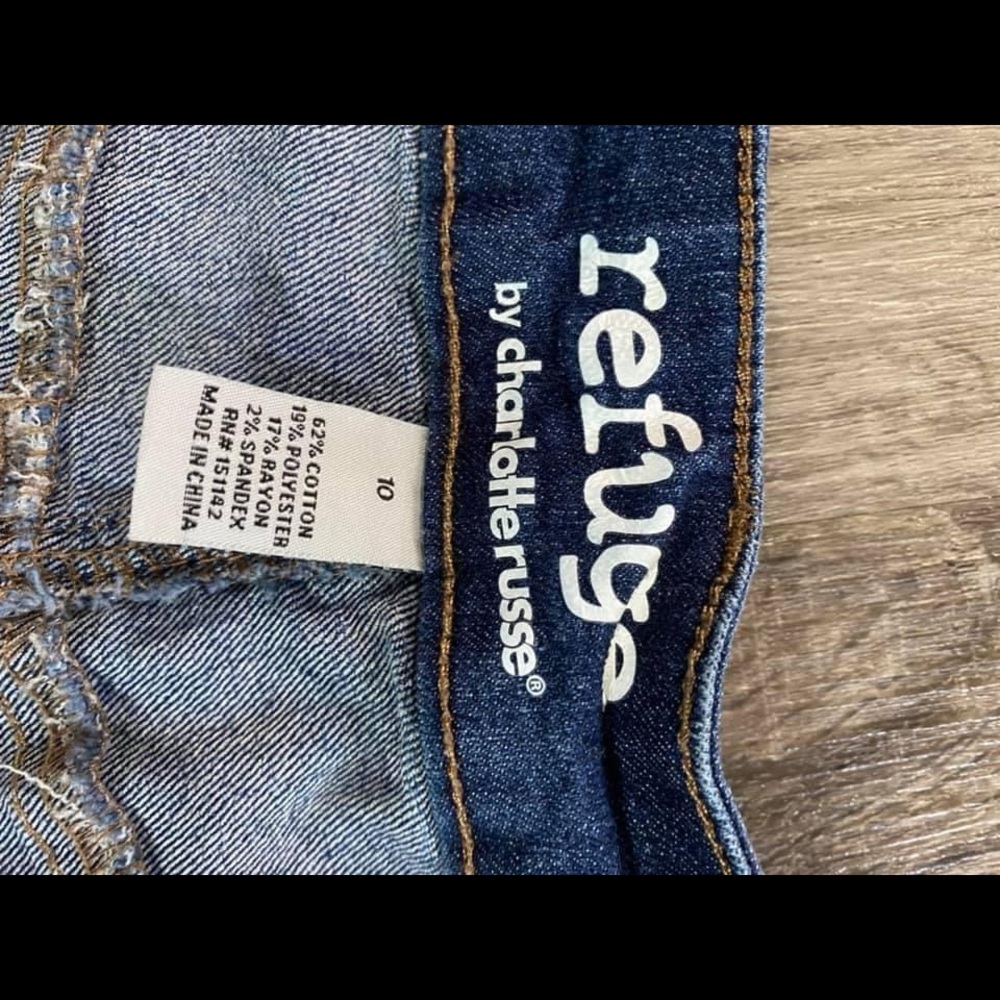Refuge shorts